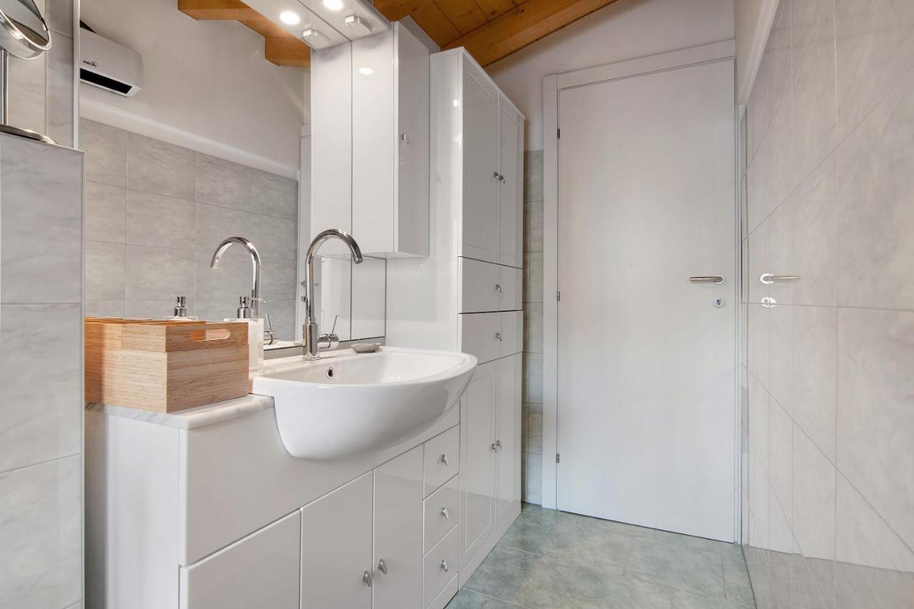 Fogazzaro Lake View Apartment Oria  Exterior foto
